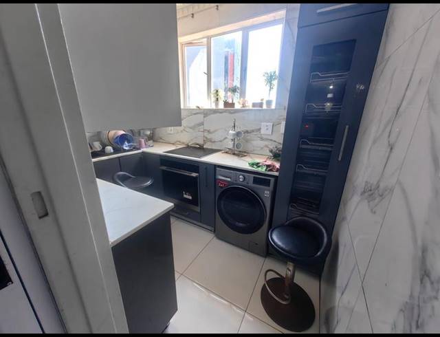 2 BEDROOM PROPERTY TO RENT IN SOUTH BEACH